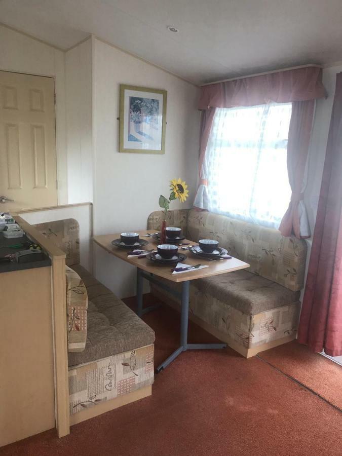 Holiday Home Bognor Regis Eksteriør billede